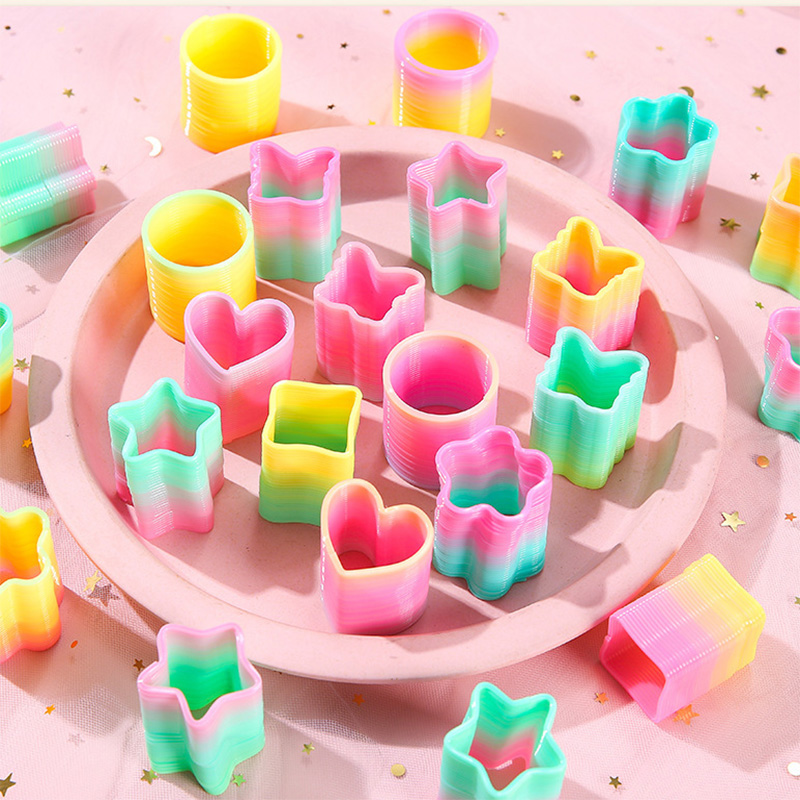 Rainbow Magic Springs Circle T - Novelty Gifts recension och pris